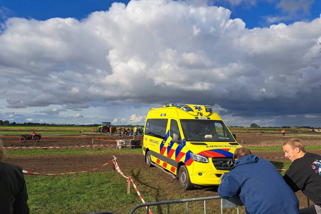 Motorcrosser gewond na ongeval op evenement