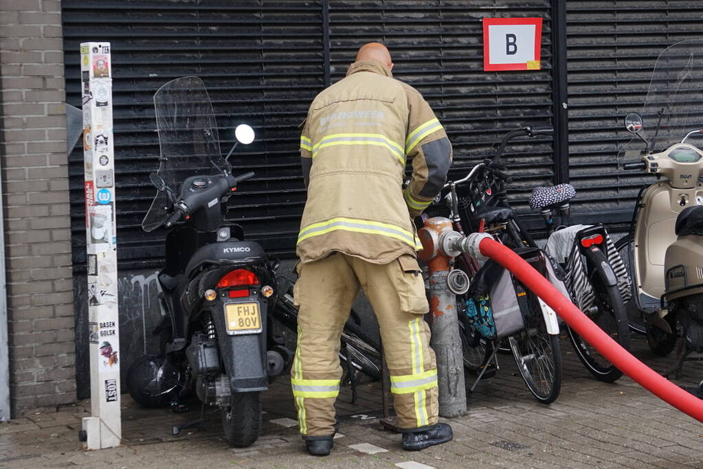 Elektrische fiets vliegt spontaan in brand