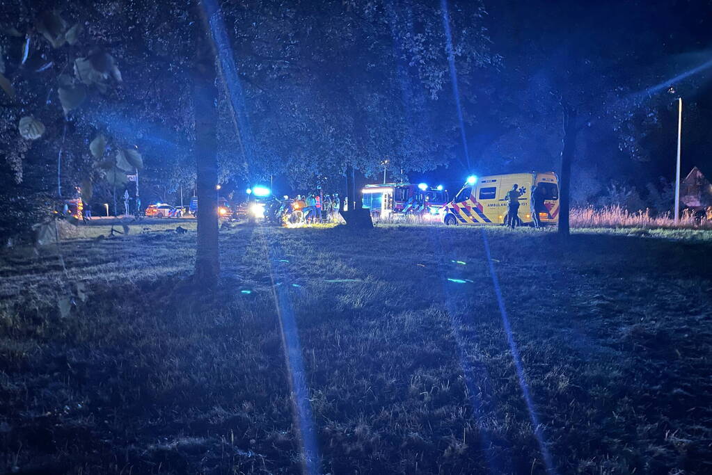 Twee personen gewond na eenzijdig ongeval