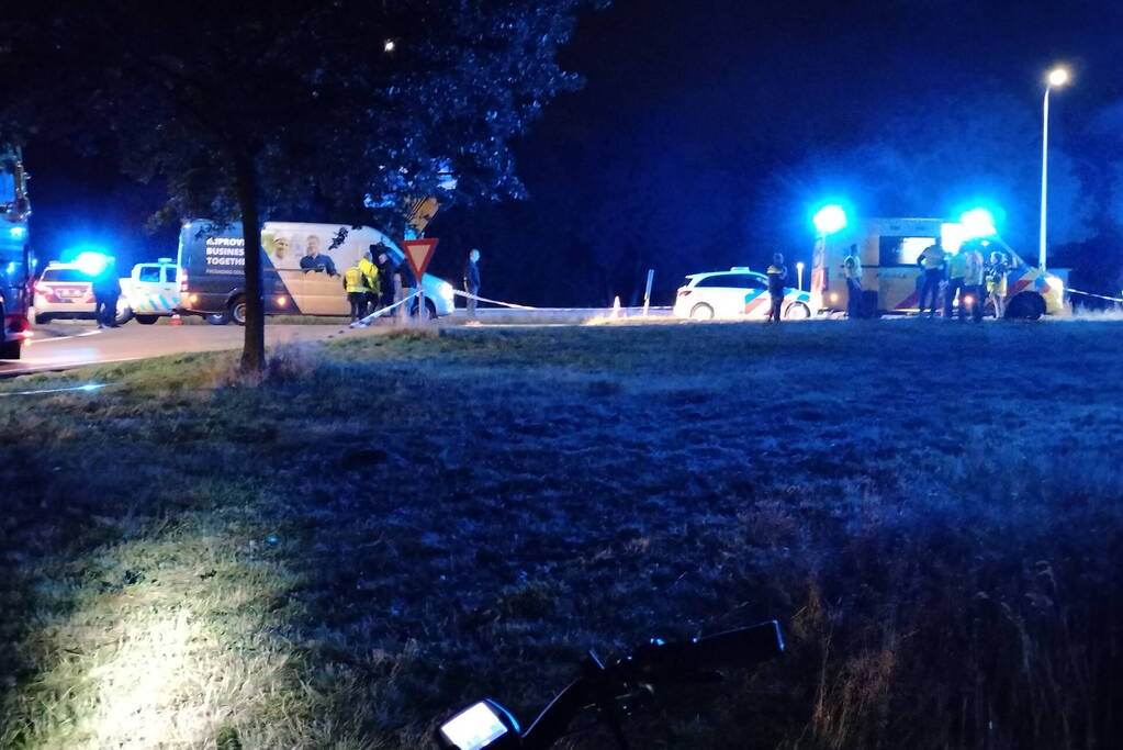 Twee personen gewond na eenzijdig ongeval