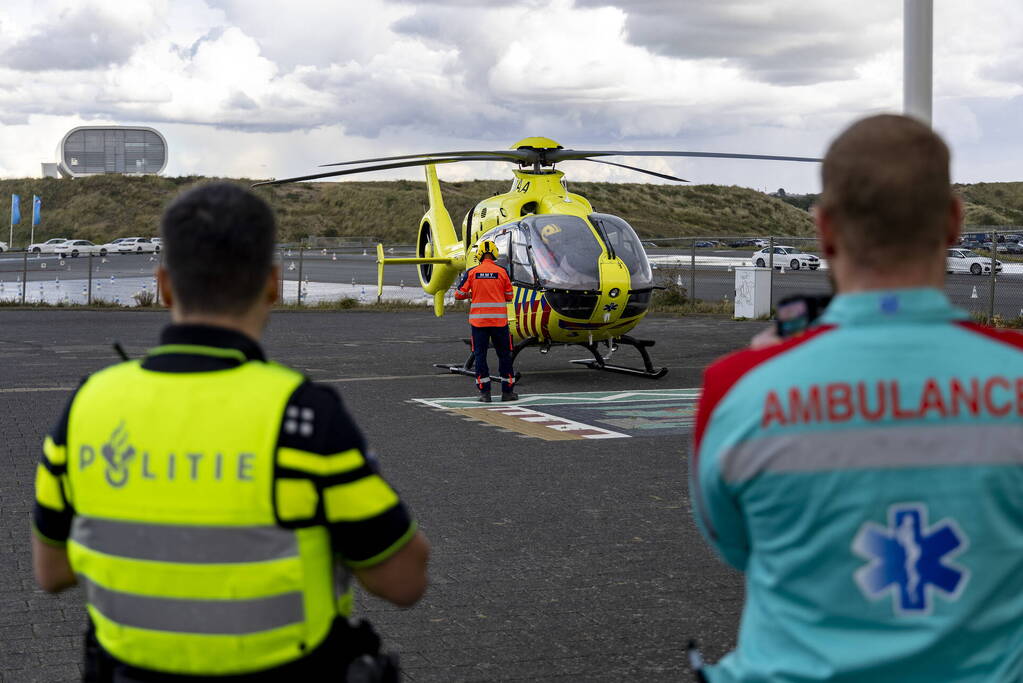 Traumahelikopter landt op circuit