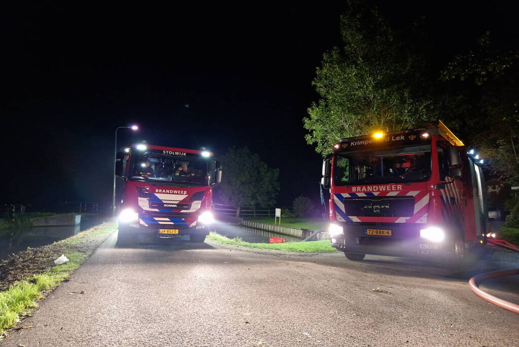 Brandweer voorkomt erger bij grote boerderij brand