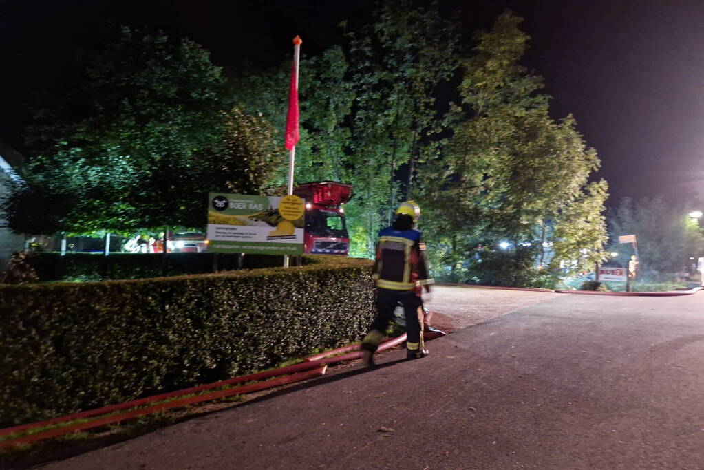 Brandweer voorkomt erger bij grote boerderij brand