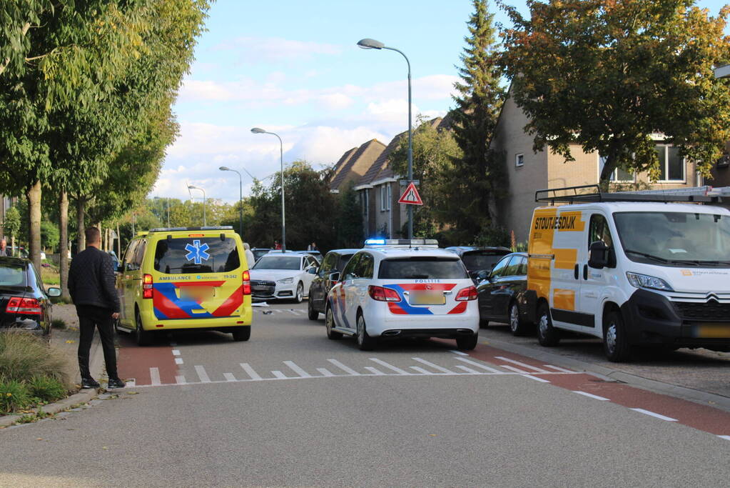 Scooterrijder geschept door auto