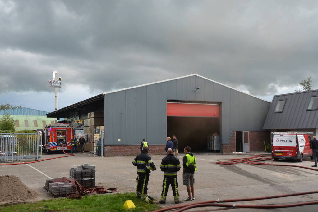 Containerbrand slaat over naar loods