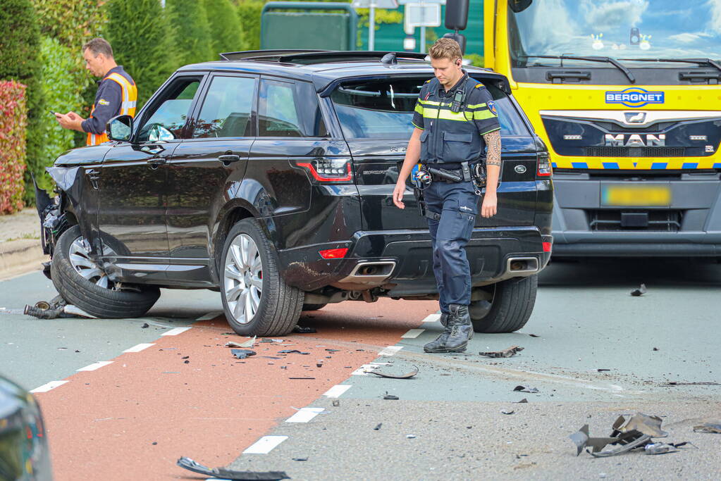 Voorwiel breekt af na botsing