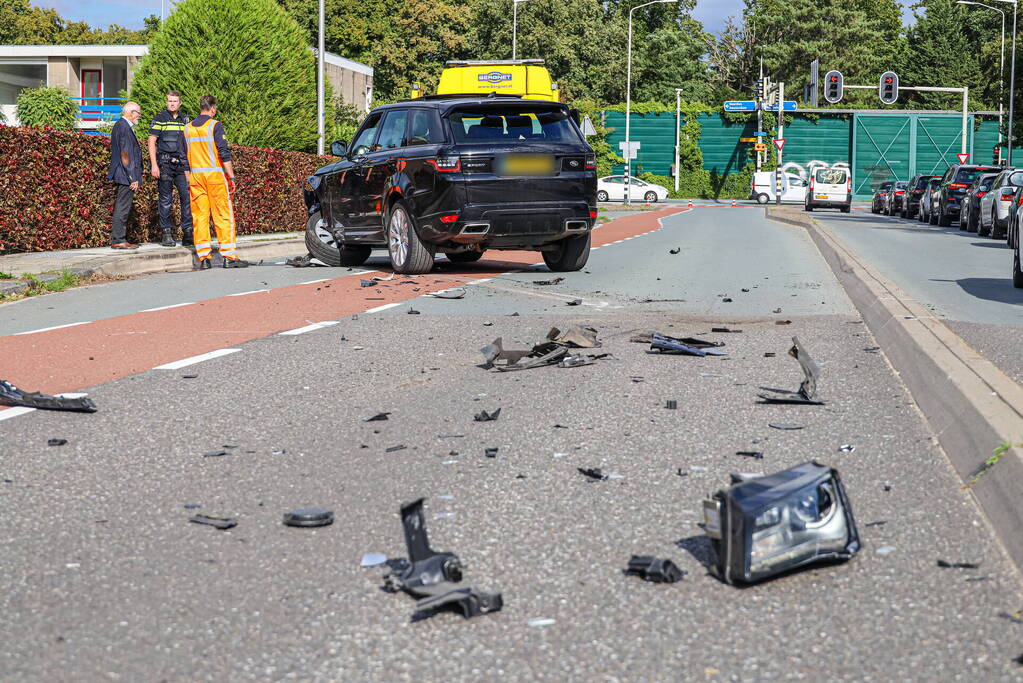 Voorwiel breekt af na botsing