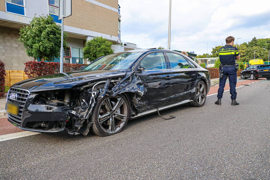 Voorwiel breekt af na botsing