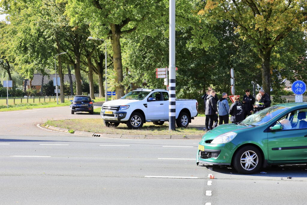 Meerdere personen gecontroleerd bij kop-staartbotsing