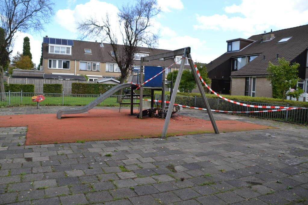 Scooter verwoest door brandstichting