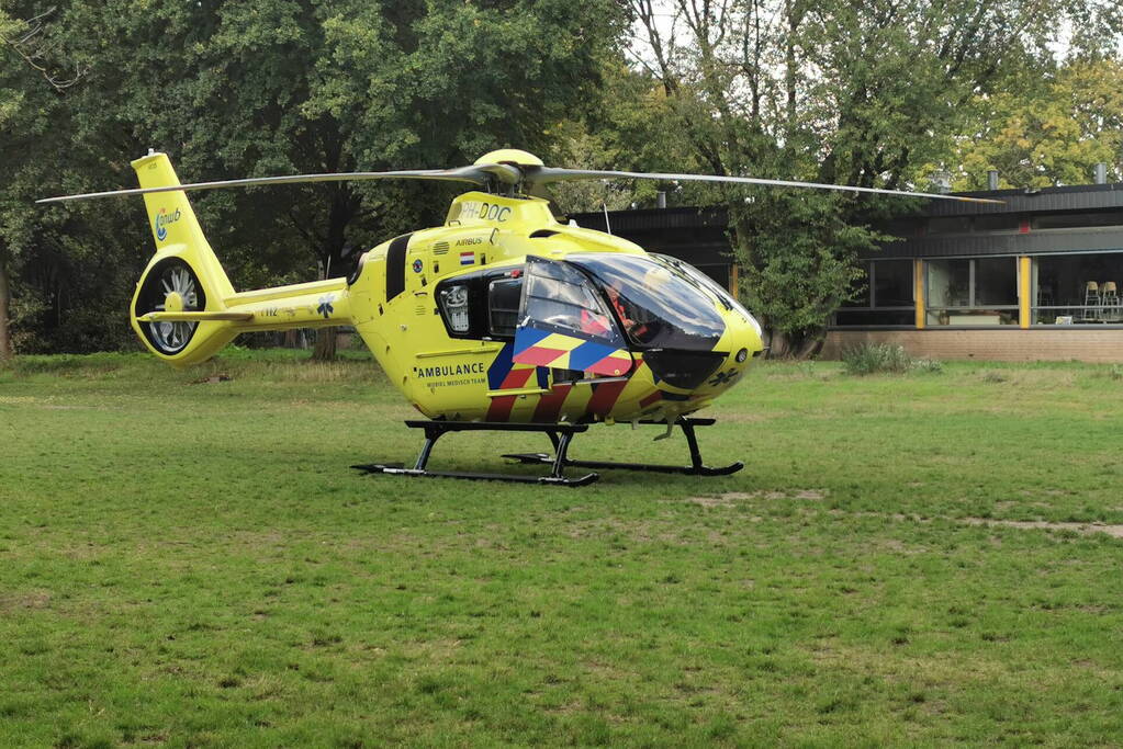 Inzet traumahelikopter trekt veel bekijks
