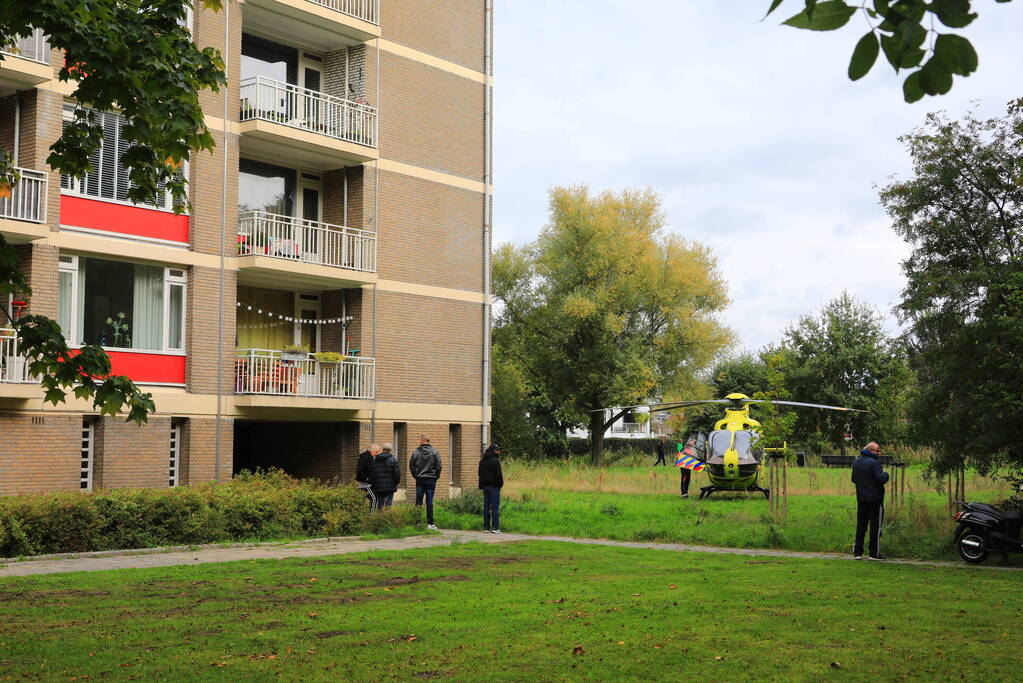 Inzet hulpdiensten bij flat