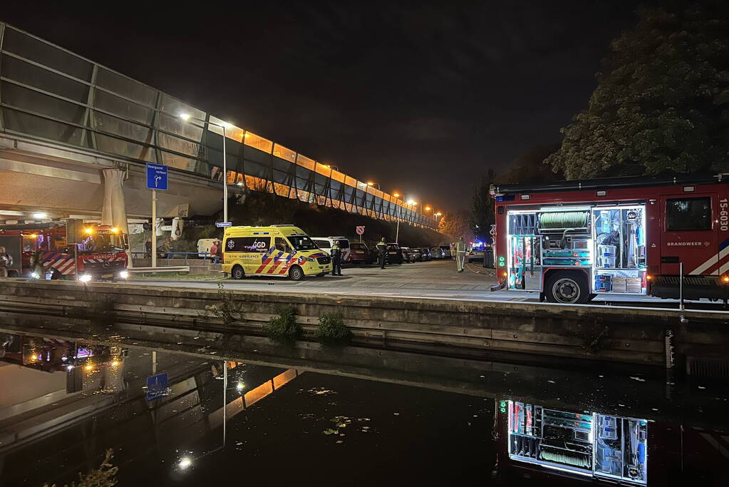 Grote uitslaande brand verwoest schuur