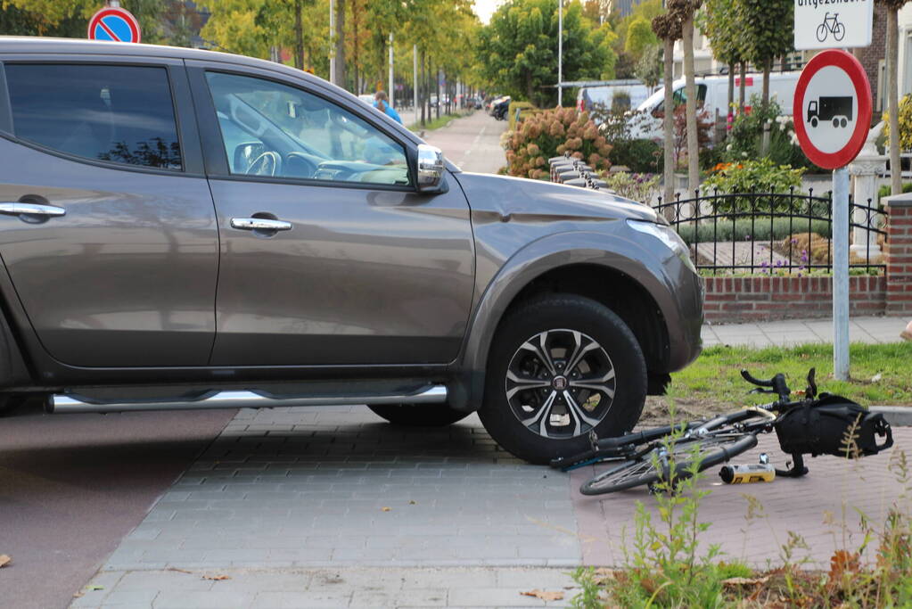 Fietser gewond bij botsing met automobilist