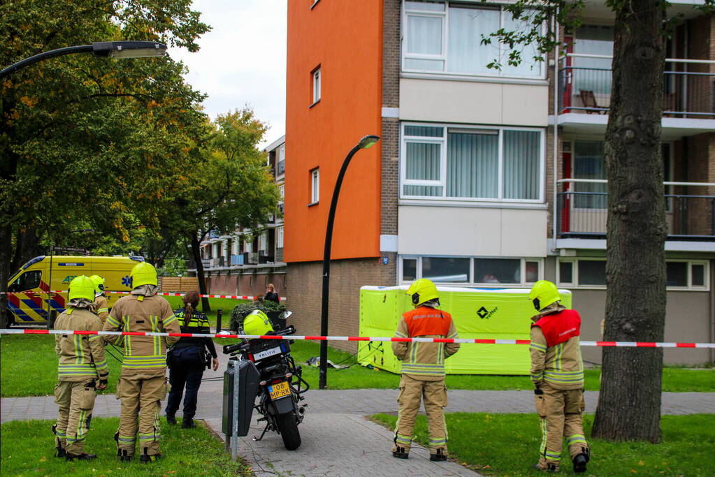 Reddingskussen geplaatst voor persoon met verward gedrag