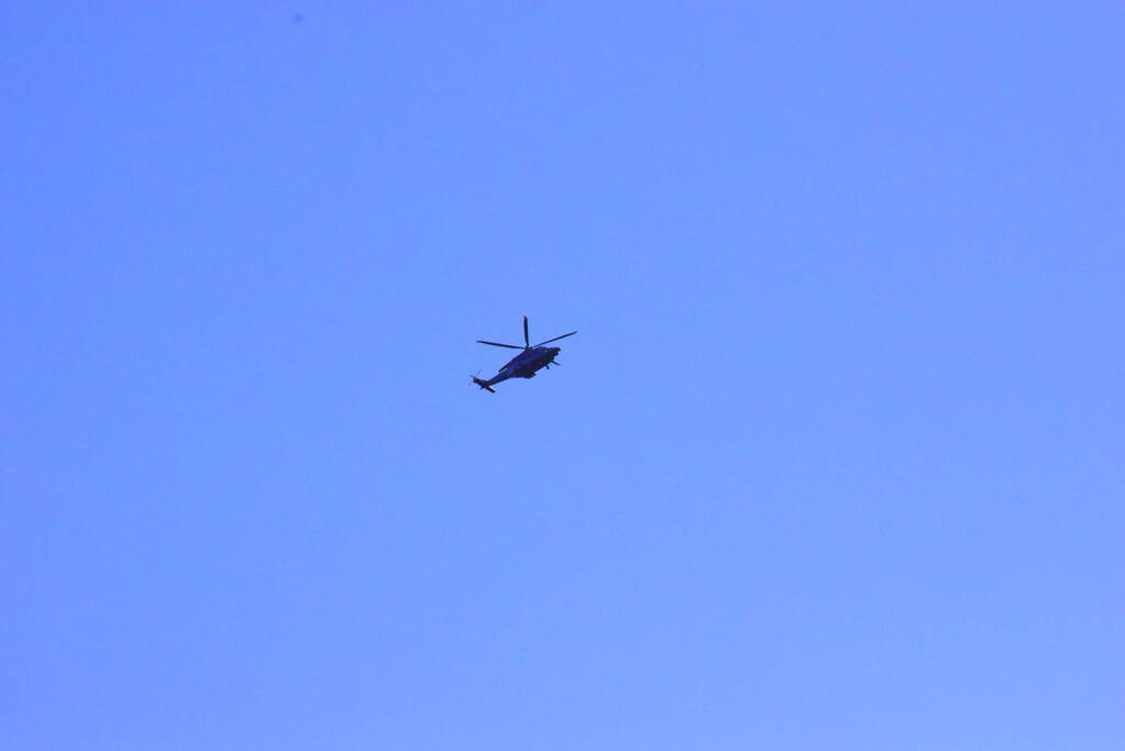 Man en vrouw beide donker getint gezocht na heterdaad