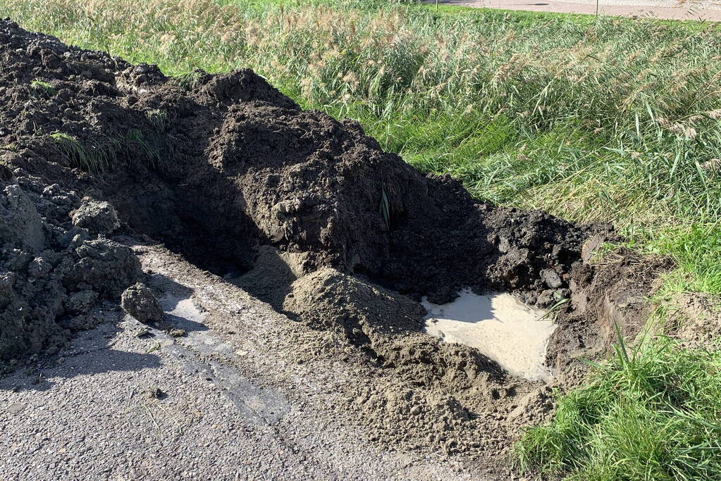 Waterlekkage door kapotte waterleiding