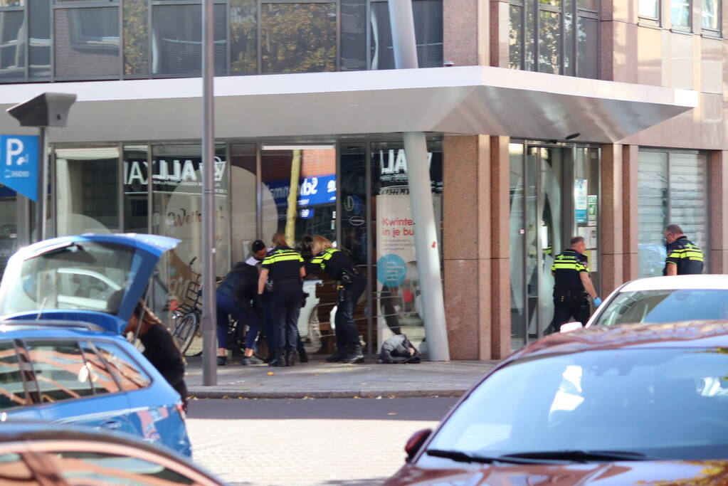 Persoon gewond bij steekpartij