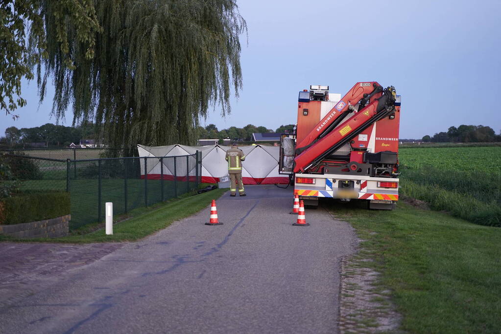 Dode na eenzijdige aanrijding met boom