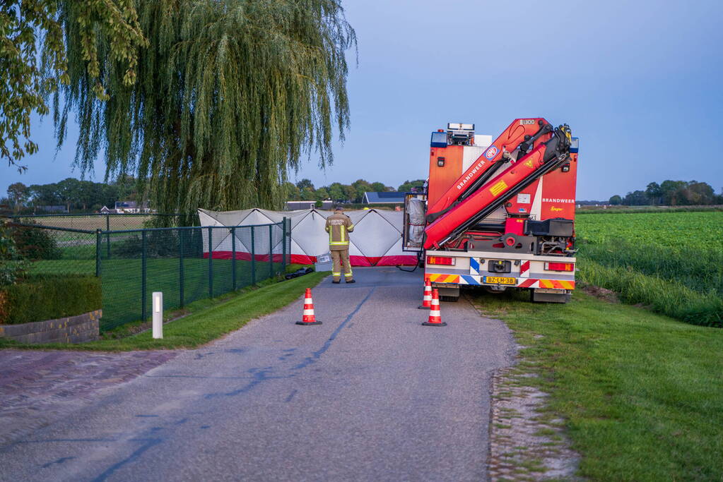 Dode na eenzijdige aanrijding met boom