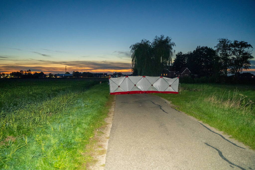 Dode na eenzijdige aanrijding met boom