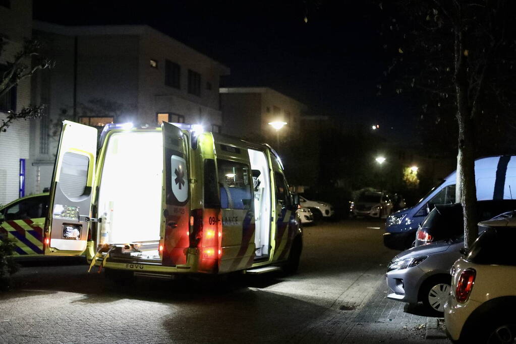 Persoon zwaargewond na val van trap