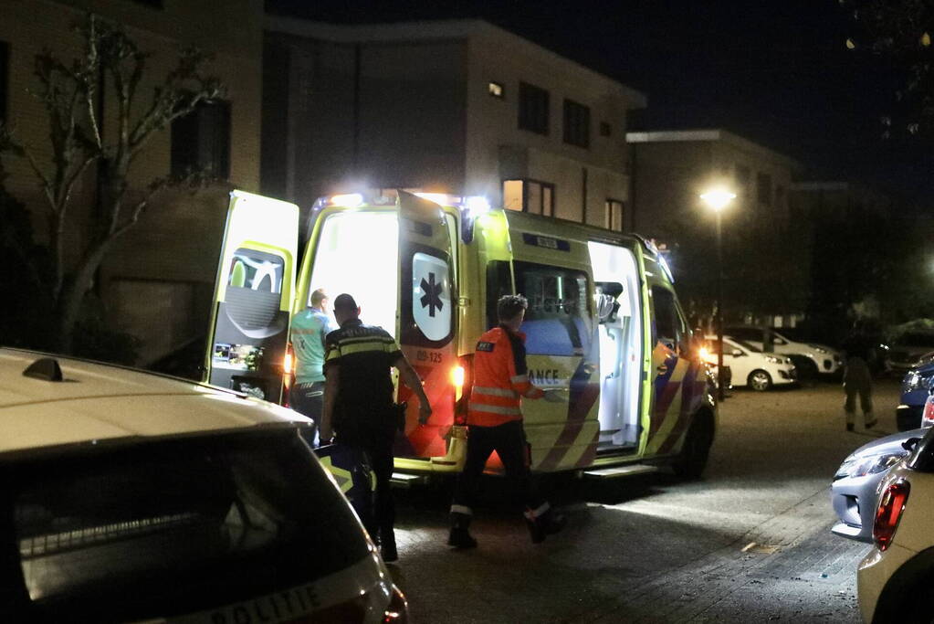 Persoon zwaargewond na val van trap