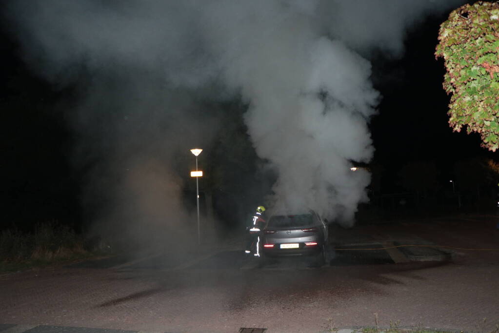 Auto beschadigd na brand