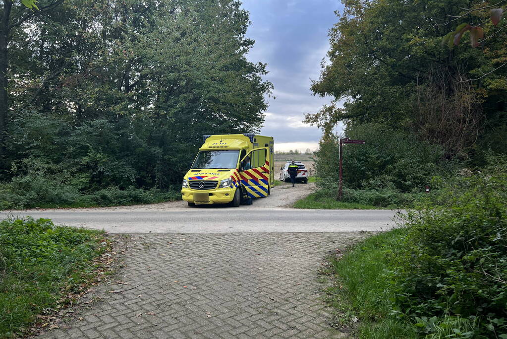 Hond en persoon uit water gered door brandweer