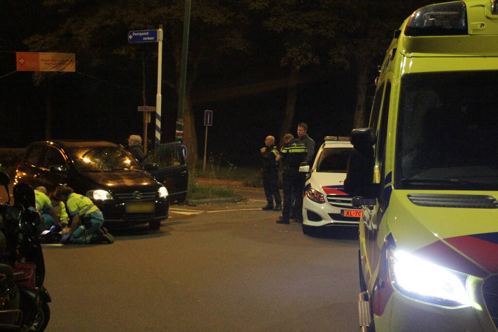 Fietser geschept bij oversteekplaats