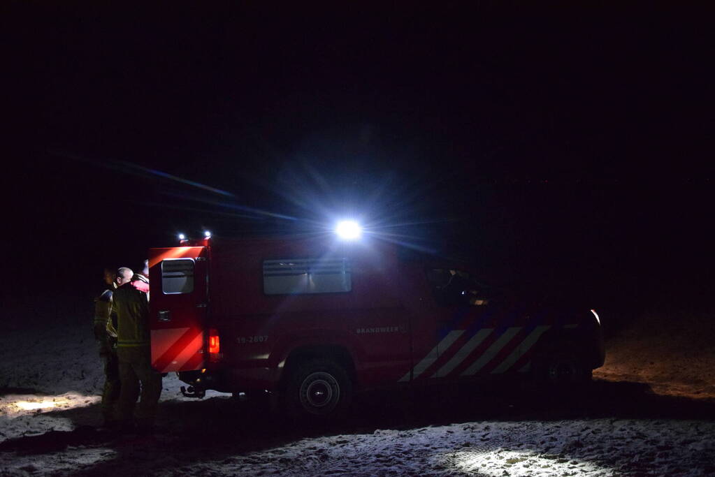 Personen gewond bij aanrijding op strand, bestuurder rijdt door