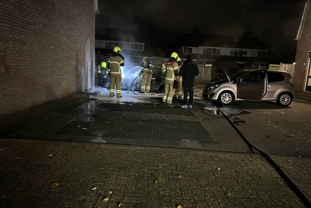 Flinke schade wegens overslaande brand