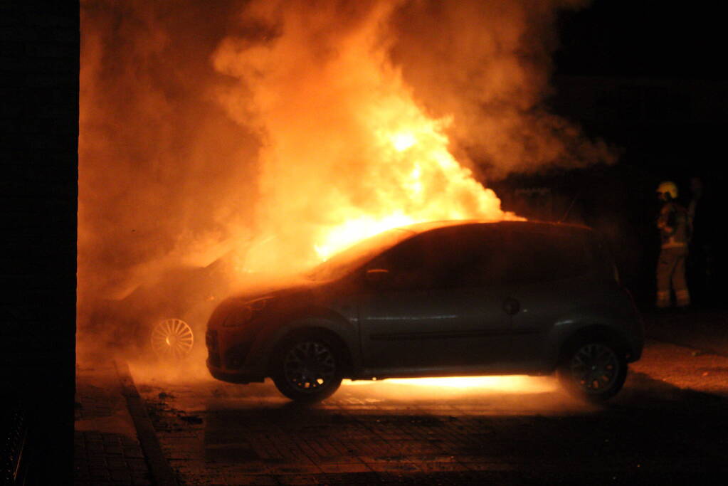 Flinke schade wegens overslaande brand