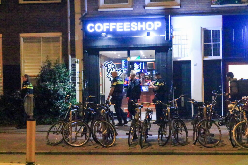 Gewapende overval op coffeeshop The Plug