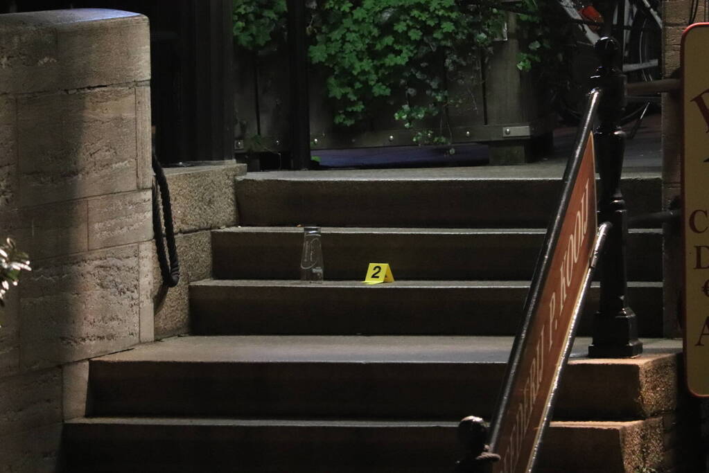 Gewonde na schietpartij, schutter op de vlucht