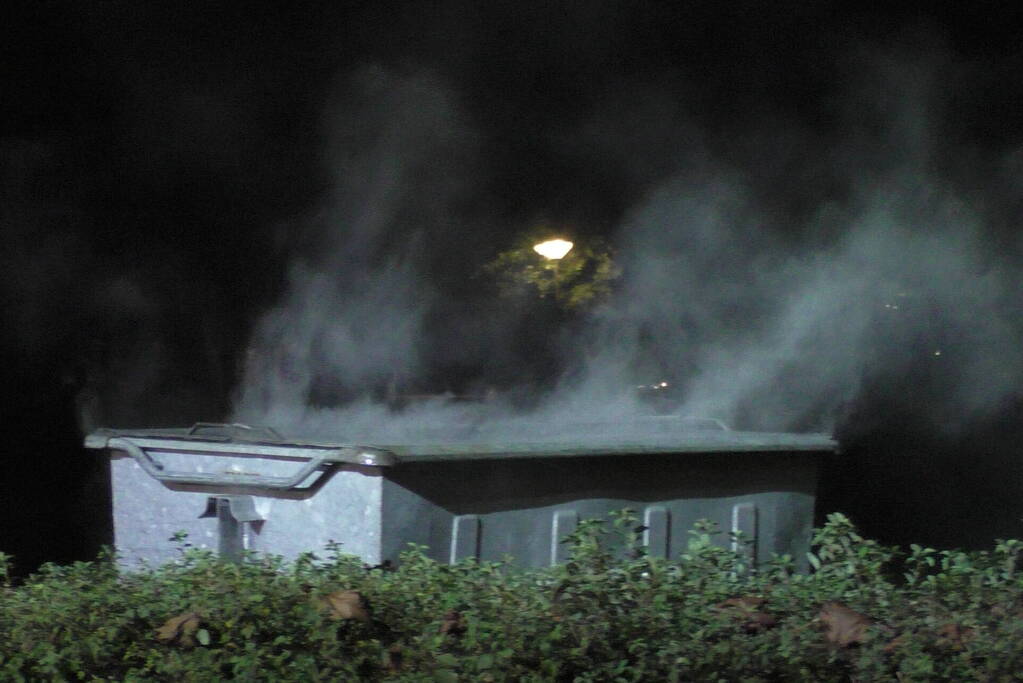 Brand in container snel geblust