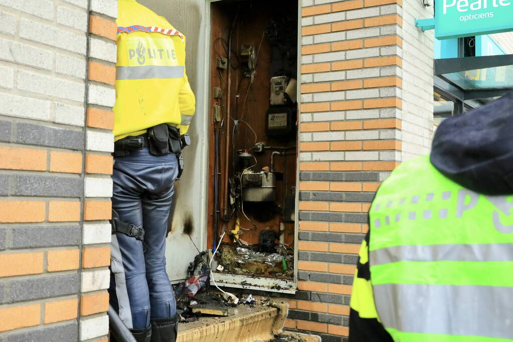 Brand in meterkast snel gedoofd