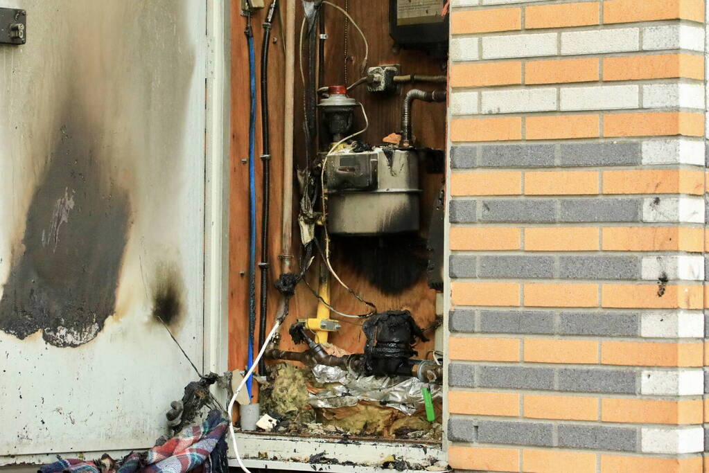 Brand in meterkast snel gedoofd