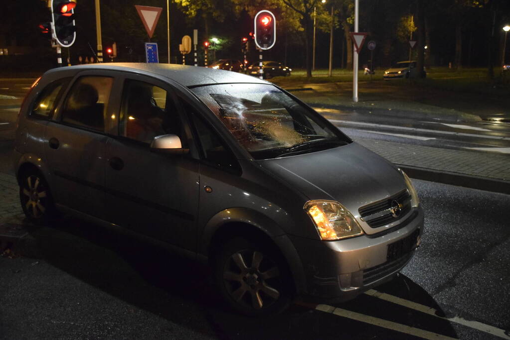 Fietser geschept door automobilist