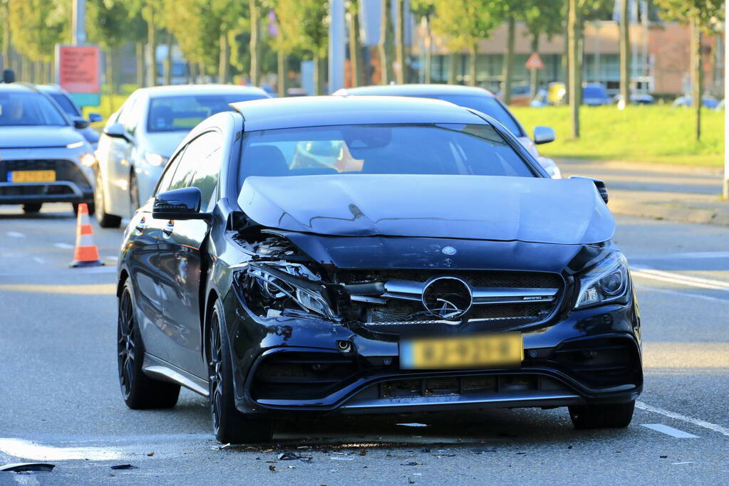 Flinke schade bij kop-staart botsing