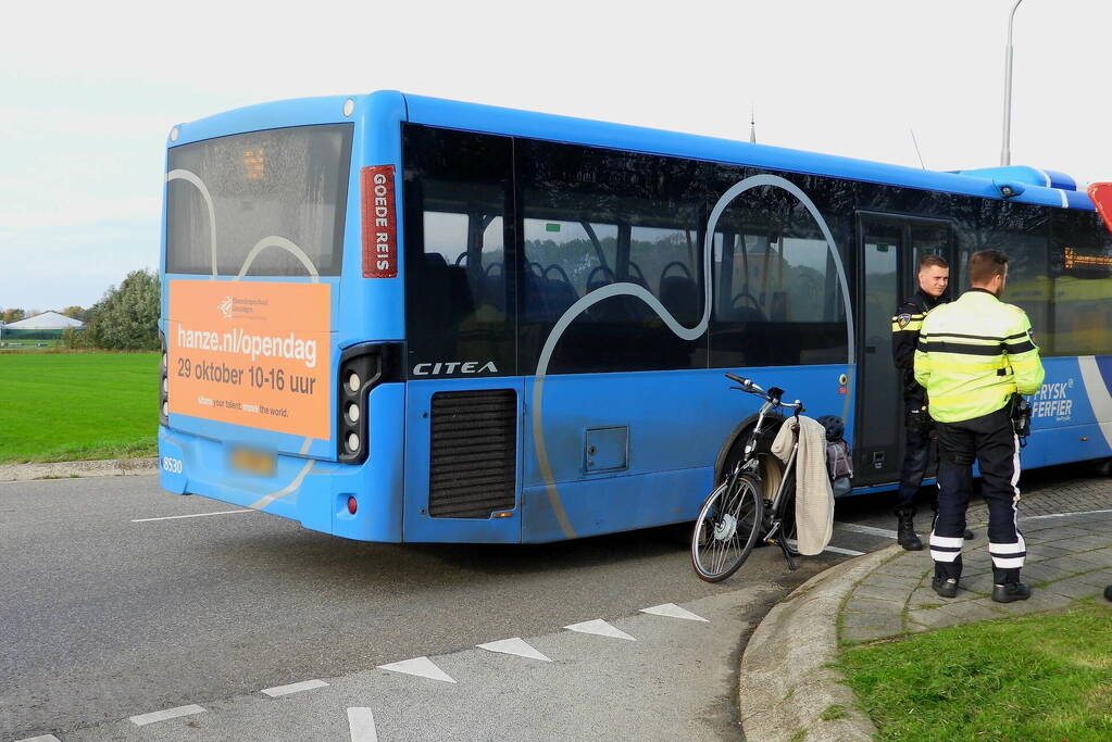 Persoon gewond bij aanrijding met lijnbus