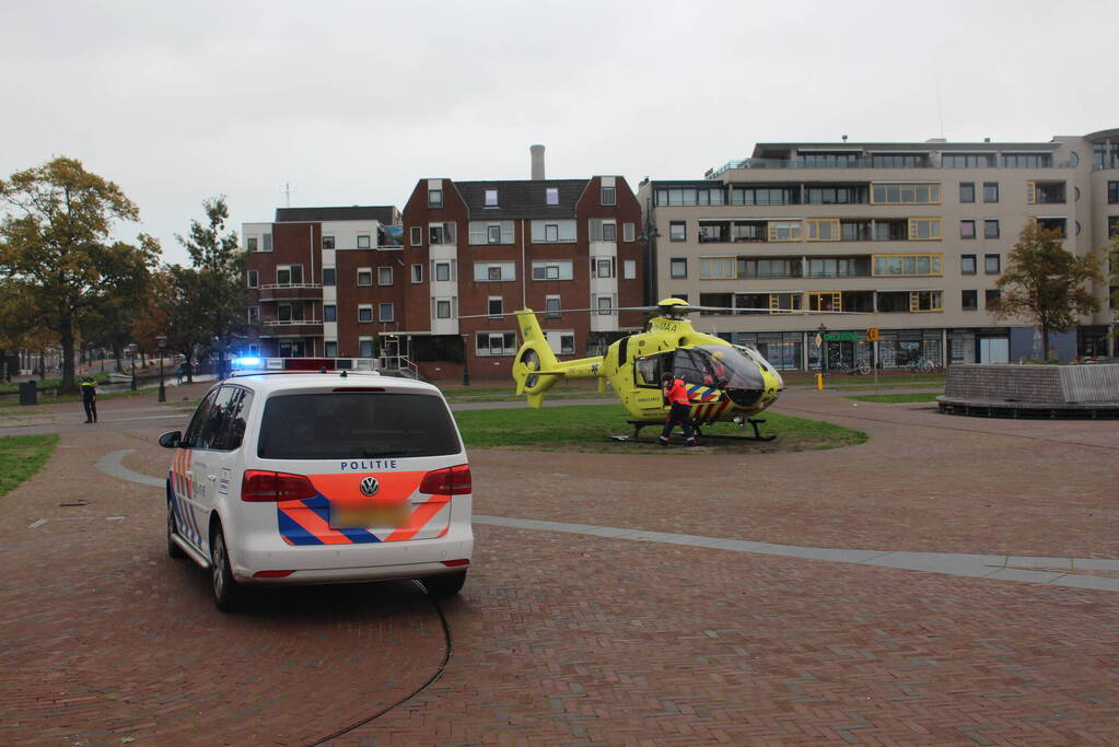 Trauma-arts per helikopter ingevlogen
