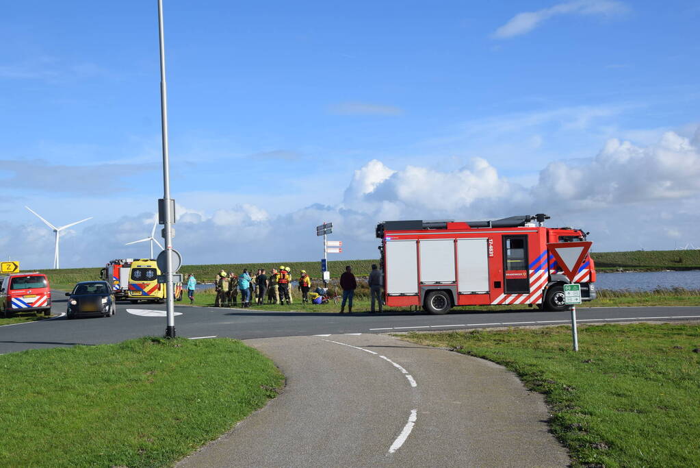 Hulpdiensten ingezet voor aangetroffen fiets naast water