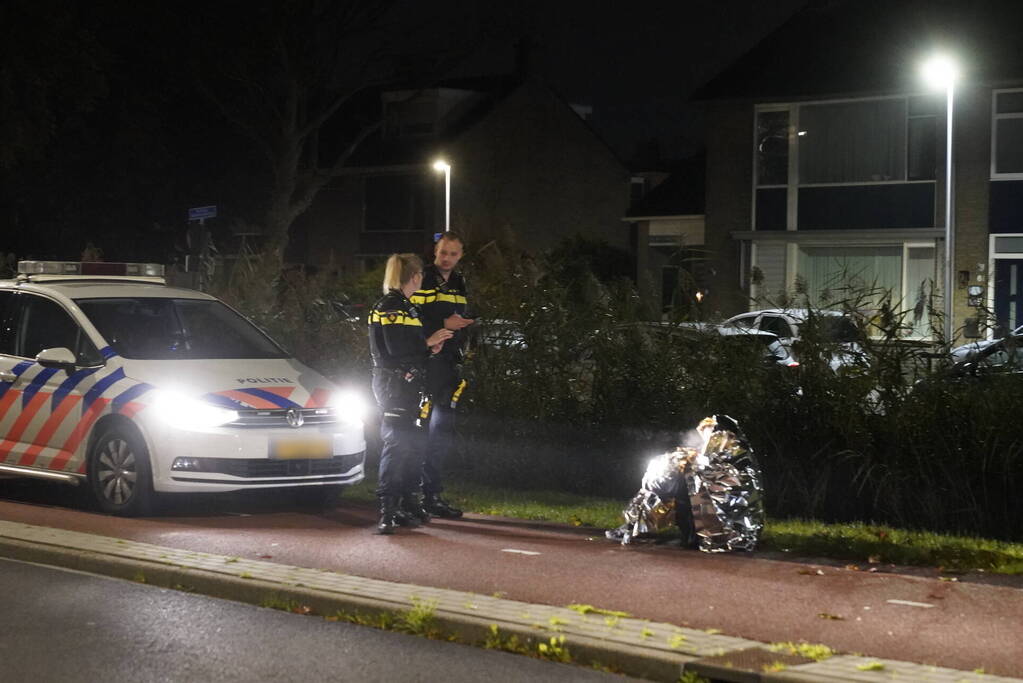 Persoon met te veel alcohol belandt in het water