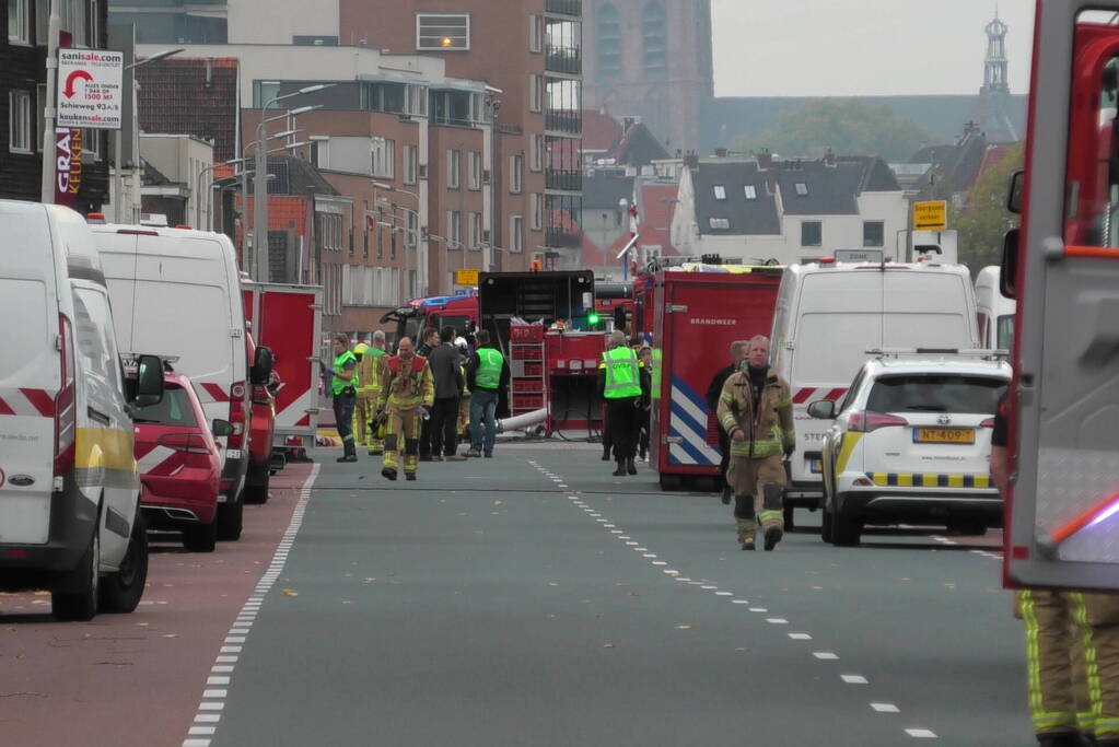 Zeer grote brand in bedrijfspanden