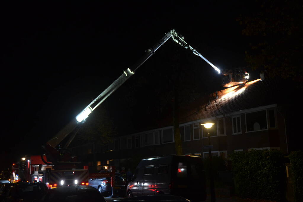 Dak beschadigd na blikseminslag