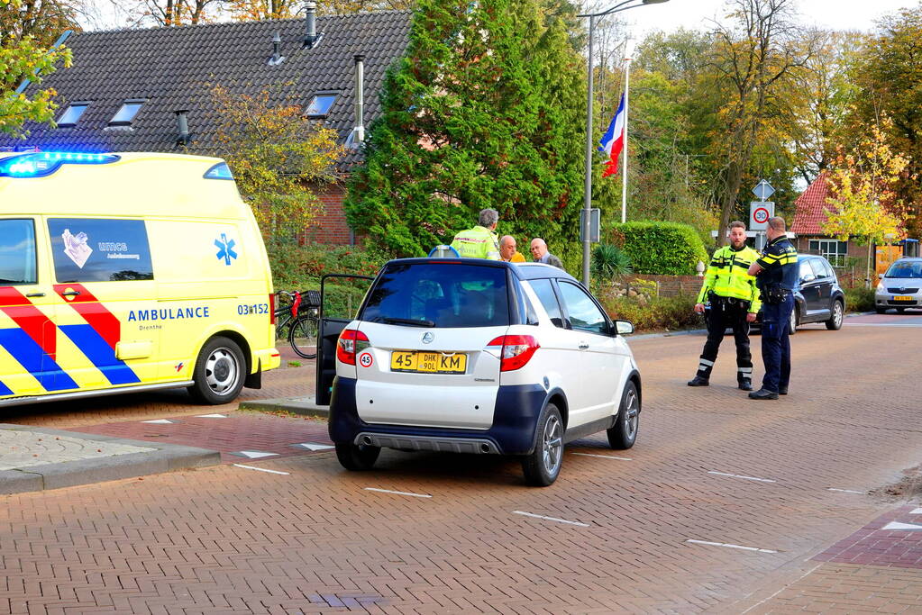 Bestuurder brommobiel rijdt voetganger aan