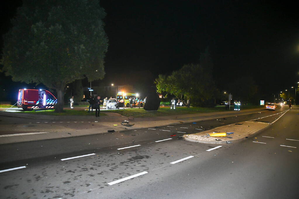 Politiewagen betrokken bij botsing