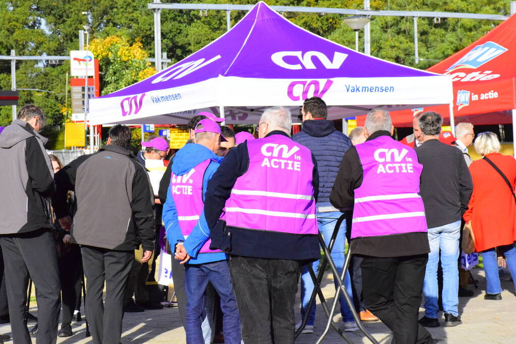 FNV: Touringcarchauffeurs voeren actie