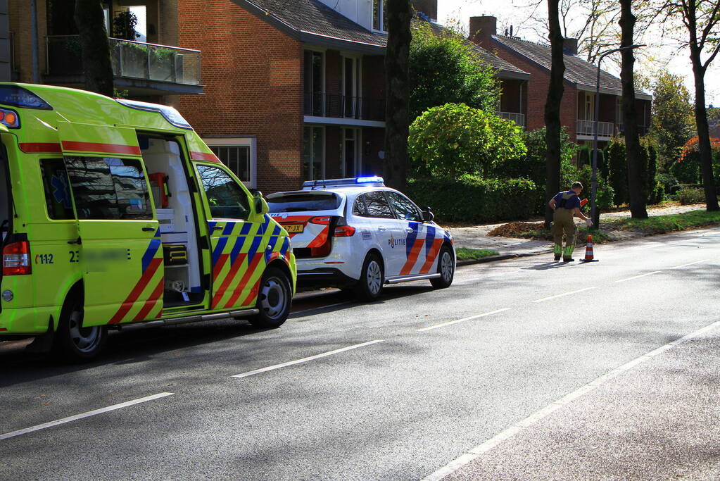 Man zwaargewond na val van fiets